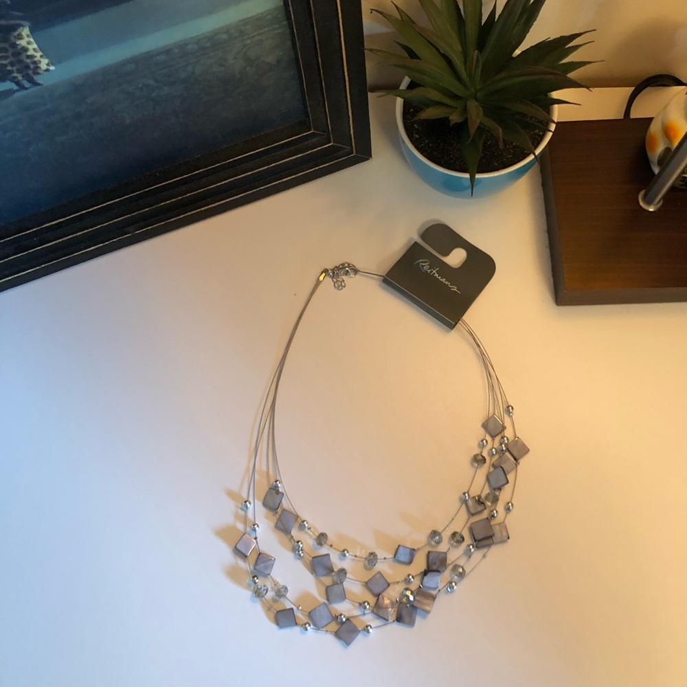NWT Reitmans Grey Necklace 16”